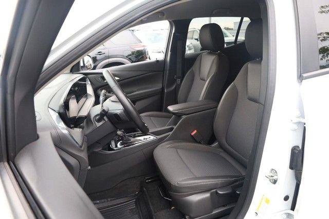 Used 2025 Buick Encore GX Preferred FWD image 8