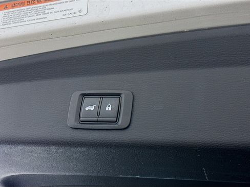 Used 2024 Mitsubishi Outlander SE AWD/4WD image 31