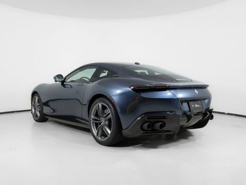 Used 2021 Ferrari Roma image 4
