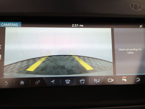 Used 2023 Jaguar F-TYPE R image 32