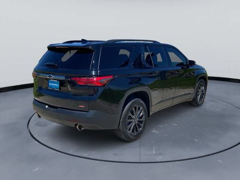 Used 2023 Chevrolet Traverse RS AWD/4WD image 7