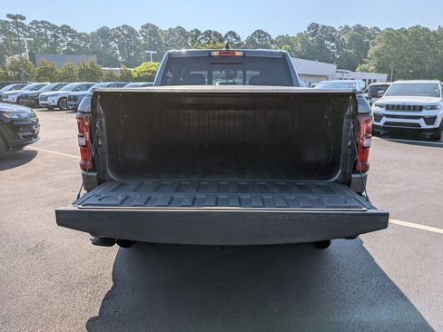 Certified 2025 RAM 1500 Big Horn RWD image 27