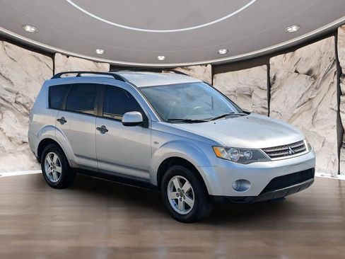 Used 2007 Mitsubishi Outlander LS AWD/4WD image 18