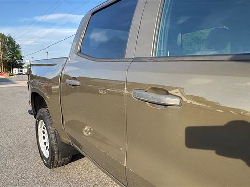 Used 2023 Chevrolet Colorado W/T image 26