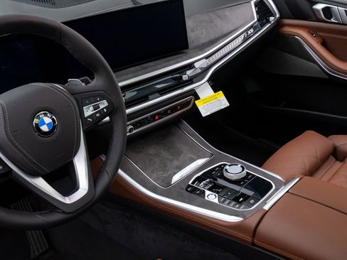 New 2026 BMW X5 xDrive40i w/ Executive Package image 12