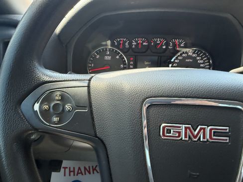 Used 2016 GMC Sierra 2500 2WD Crew Cab image 30