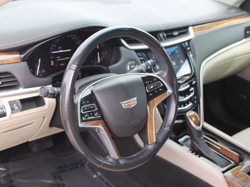 Used 2018 Cadillac XTS Luxury image 17