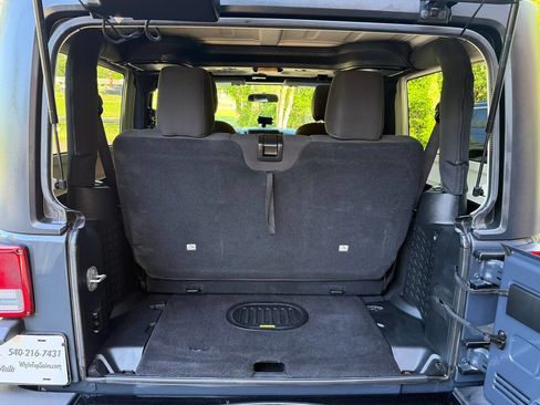 Used 2016 Jeep Wrangler Sport AWD/4WD image 25