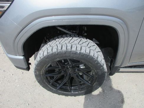New 2026 GMC Sierra 1500 Denali Ultimate AWD/4WD image 13