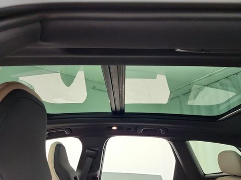 New 2026 Volvo XC60 T8 Plus w/ Protection Package Premier AWD/4WD image 18