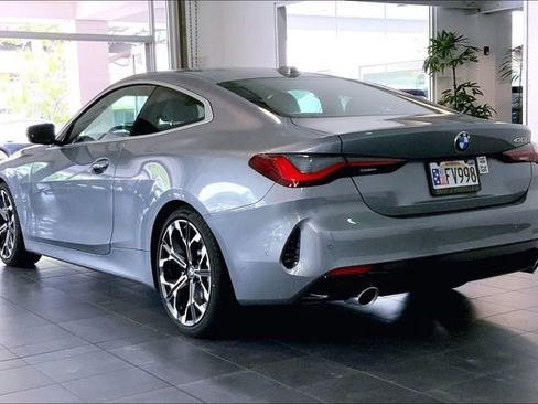 Used 2025 BMW 430i Coupe w/ Premium Package image 5