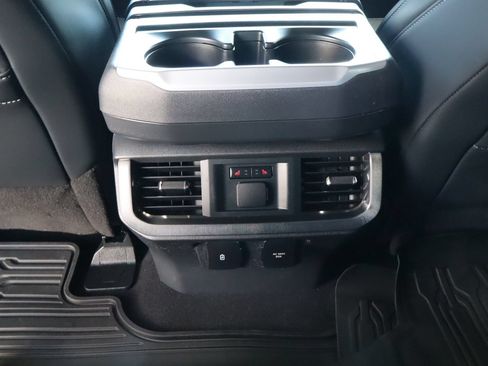 Used 2025 Ford F150 Platinum AWD/4WD image 36