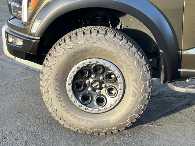 Used 2025 Ford F150 Raptor AWD/4WD image 10