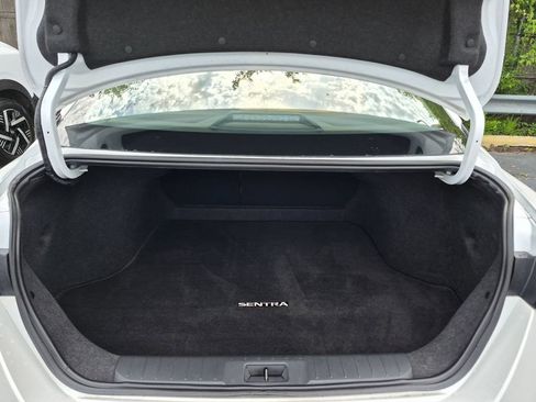 Used 2024 Nissan Sentra SV w/ SV Premium Package FWD image 26