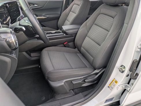 Used 2025 Chevrolet Equinox LT image 14