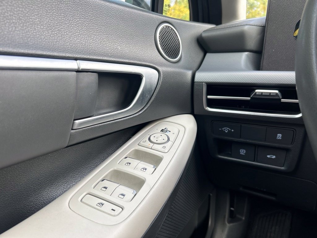 Certified 2024 Hyundai Sonata SEL FWD image 30