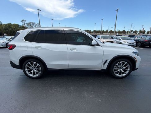 Used 2021 BMW X5 xDrive40i w/ Premium Package AWD/4WD image 8