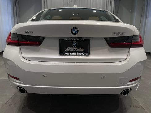 New 2026 BMW 330i xDrive Sedan w/ Premium Package AWD/4WD image 5