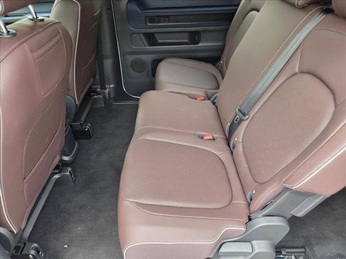 New 2025 Volkswagen ID. Buzz Pro S image 16