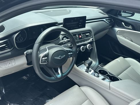 Certified 2023 Genesis G70 2.0T RWD image 15