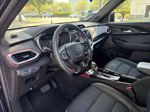 Used 2022 Chevrolet TrailBlazer RS FWD image 18