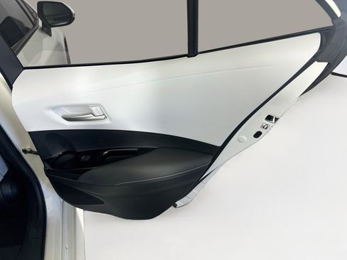 Used 2019 Toyota Corolla XSE FWD image 29