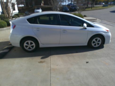 Used 2015 Toyota Prius Two image 18