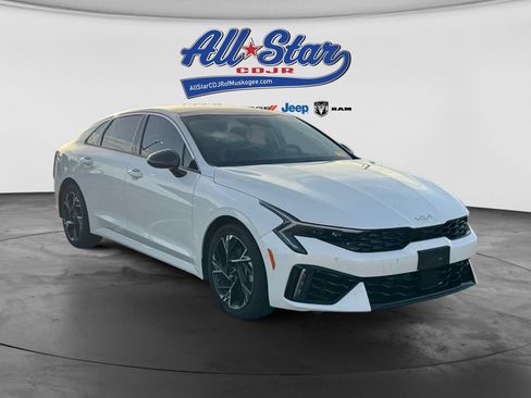 Used 2025 Kia K5 GT-Line w/ GT-Line Premium Package FWD image 3
