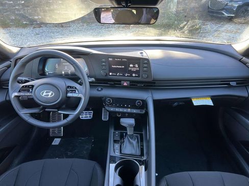New 2026 Hyundai Elantra SEL Sport Premium w/ Cargo Package FWD image 11