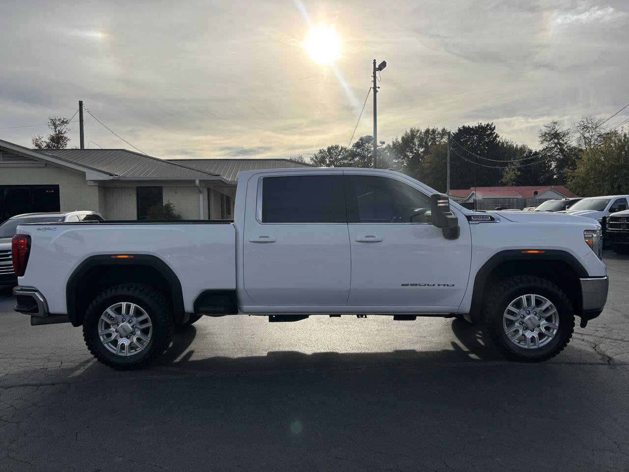 Used 2021 GMC Sierra 2500 SLE w/ SLE Convenience Package AWD/4WD image 5