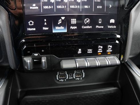 Certified 2023 RAM 1500 Laramie image 26