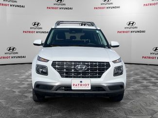 New 2026 Hyundai Venue SEL FWD video 2