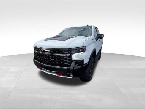 Certified 2026 Chevrolet Silverado 1500 ZR2 AWD/4WD image 4