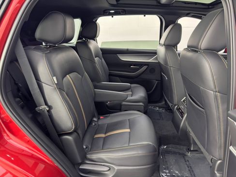 Used 2025 MAZDA CX-90 Plug-In Hybrid w/ Premium Plus image 41