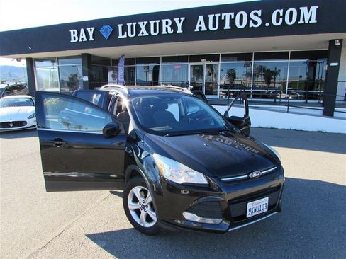 Used 2015 Ford Escape SE w/ Equipment Group 201A image 30