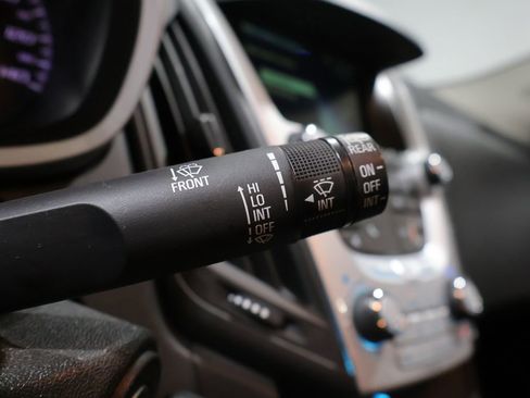 Used 2012 Chevrolet Equinox LT w/ Driver Convenience Package image 33