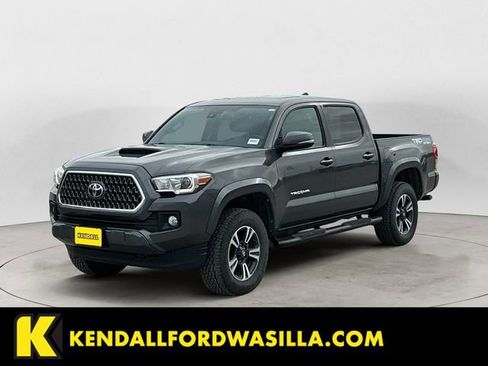 Used 2019 Toyota Tacoma TRD Sport AWD/4WD image 1