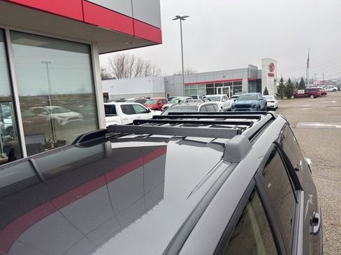 Used 2023 Toyota 4Runner TRD Off-Road Premium image 7