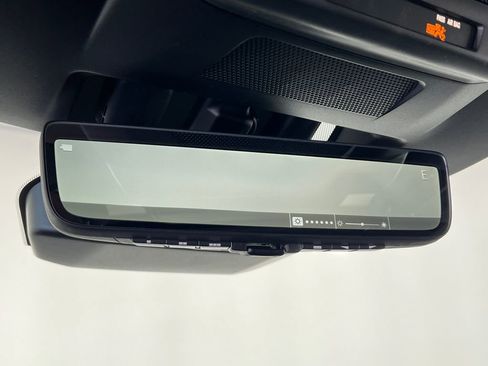 New 2026 Subaru Outback Touring XT AWD/4WD image 32