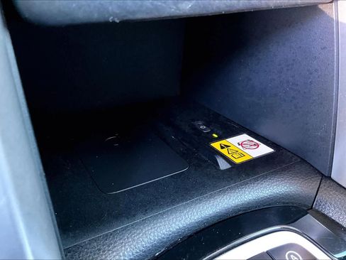 Used 2023 Toyota Corolla Cross LE image 31