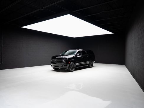 Used 2024 Chevrolet Suburban RST w/ Luxury Package image 83