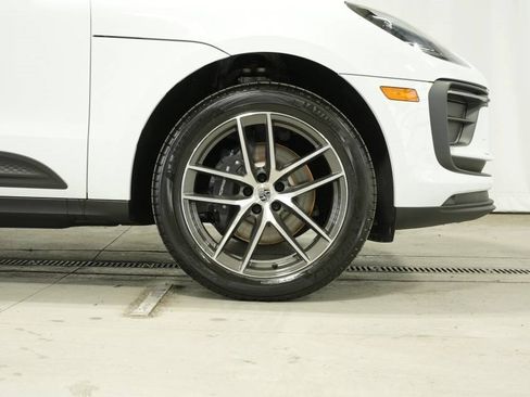 New 2026 Porsche Macan image 41