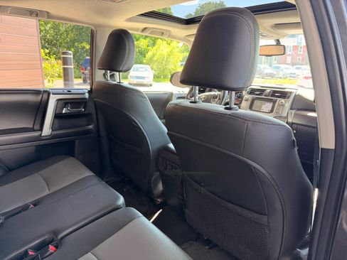 Used 2016 Toyota 4Runner SR5 Premium w/ Four Season Floor Mat Package AWD/4WD image 15
