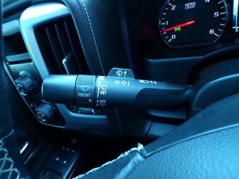 Used 2018 GMC Sierra 1500 SLT w/ SLT Premium Package image 18