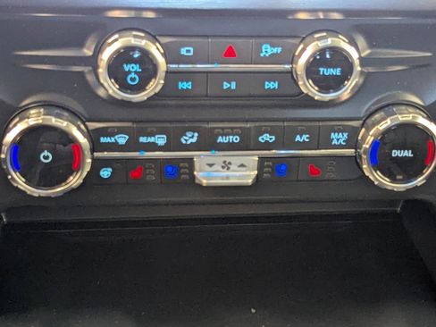 New 2026 Ford F250 Lariat w/ Chrome Package image 23