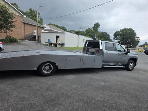 New 2025 Chevrolet Silverado 3500 LT w/ Convenience Package image 12
