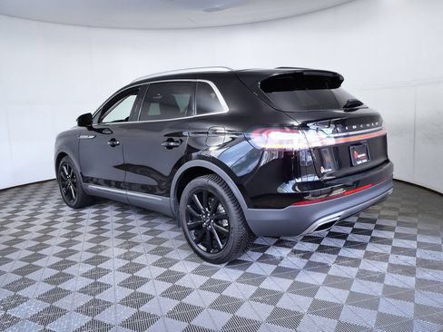 Certified 2023 Lincoln Nautilus Reserve w/ Monochromatic Package AWD/4WD image 4