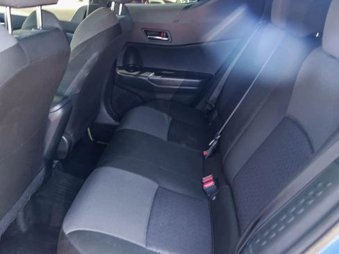 Used 2020 Toyota C-HR LE image 17