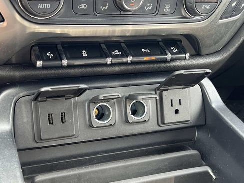 Used 2018 Chevrolet Silverado 1500 LT w/ All Star Edition AWD/4WD image 25