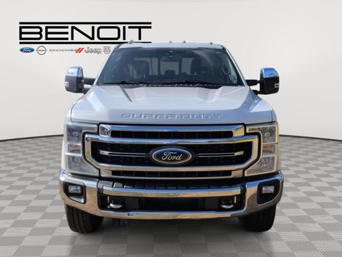 Used 2020 Ford F350 Lariat w/ Chrome Package image 2